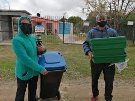 Hogares Sustentables Canelones Sin Residuos Entrega e contenedores de reciclaje y composteras